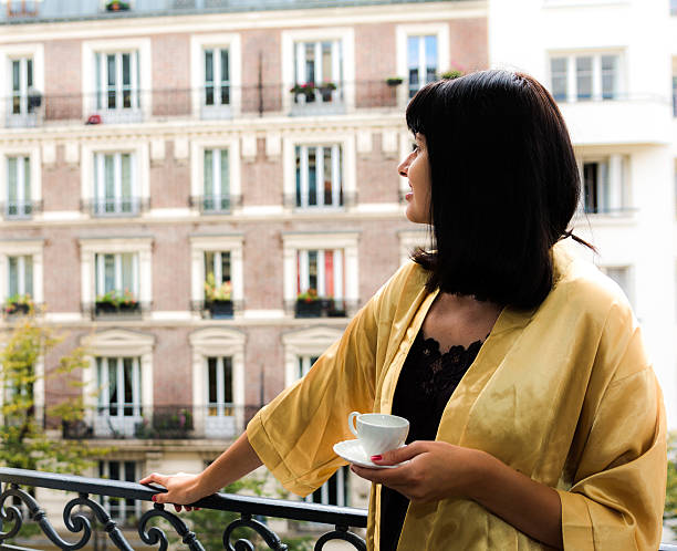istock Atrractive caucasian brunette having morning coffee on the Paris 485845944