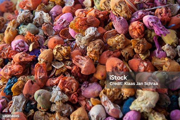 Foto de Especiarias No Mercado De Marrakech Marrocos e mais fotos de stock de Barraca de Mercado - Barraca de Mercado, Canela, Colorido