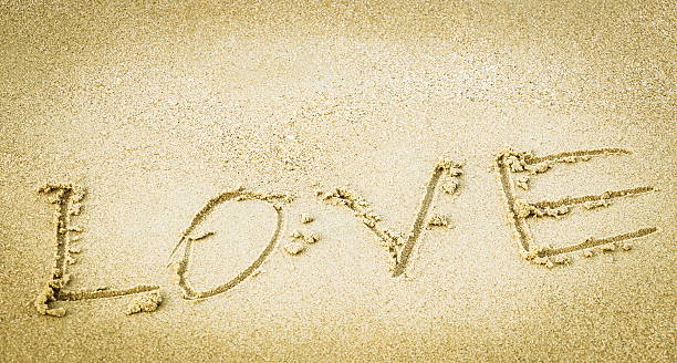 Love 편지들이 모래 스톡 사진