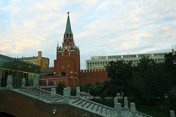 istock urban view Moscow street cathedrals 485873526