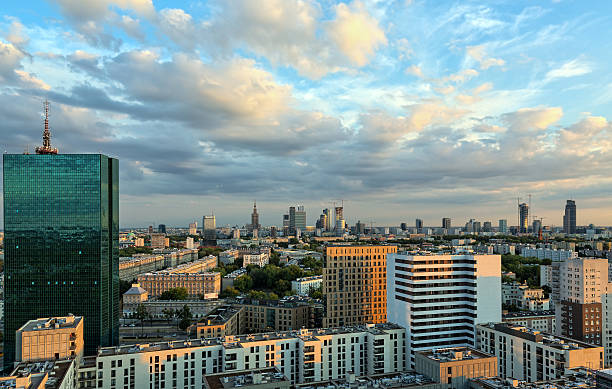 istock Twilight over the center of Warsaw 485879914