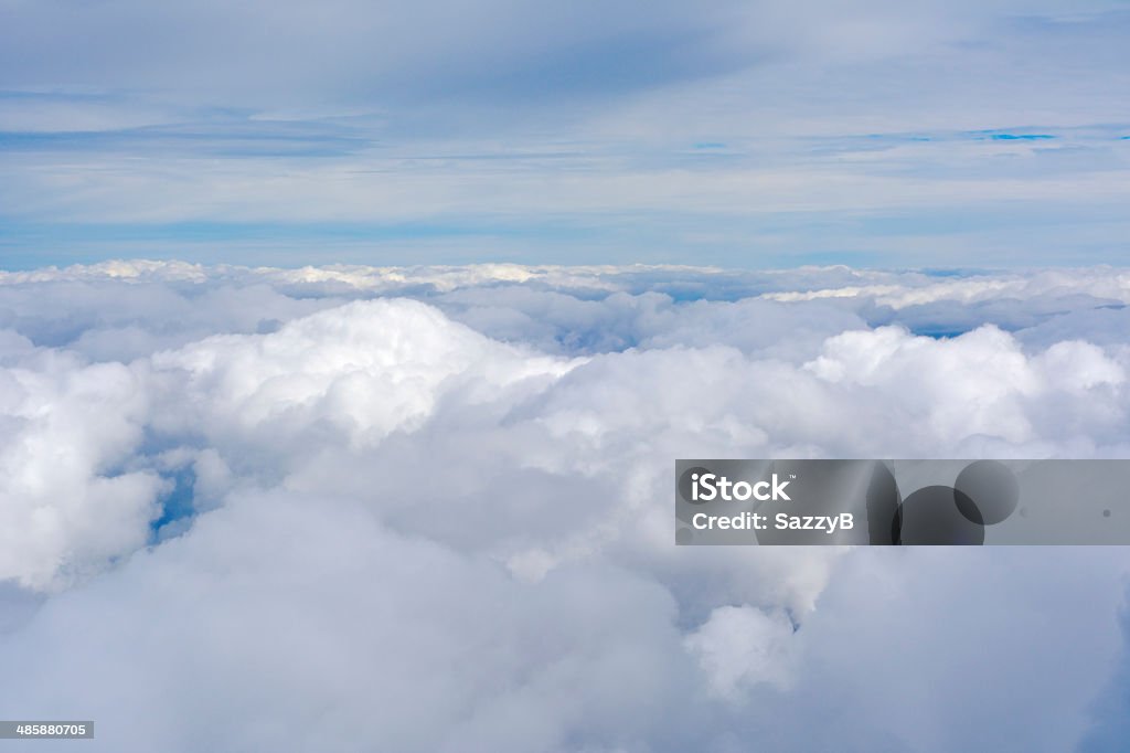 Vista aérea de las nubes y el cielo. - Foto de stock de Abstracto libre de derechos