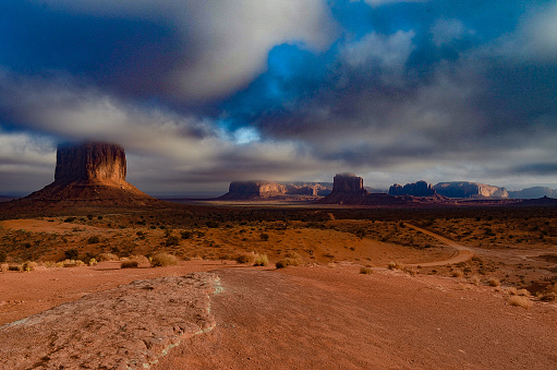 A very calming look at a very dangerous desert.