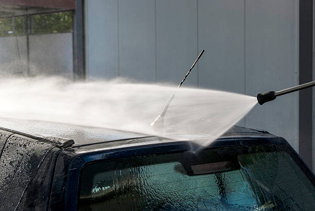 istock Pressure water car wash 485885954