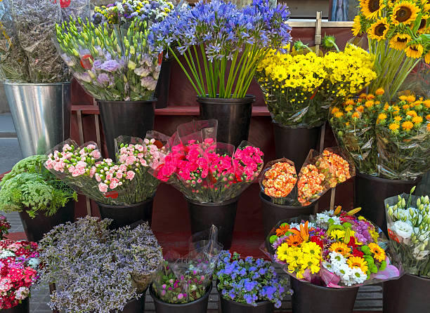 istock Outdoor flower market on Las Ramblas 485887480