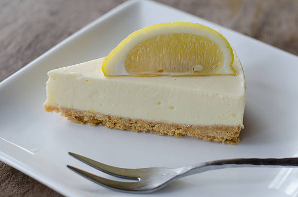 istock Slice of lemon cheesecake 485891596