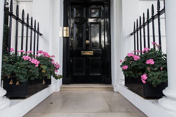 istock Townhouse Entrance 485897334