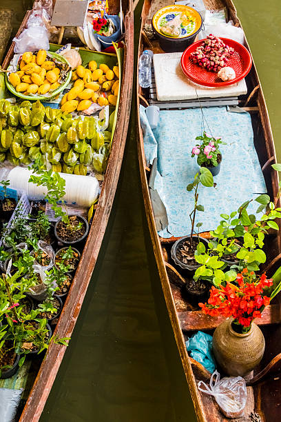 istock Damnoen Saduak Market, Thailand. 485900404