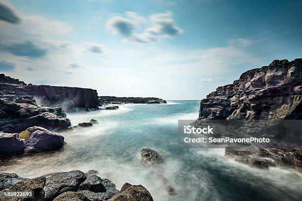 Costa De Volcánicas Foto de stock y más banco de imágenes de Isla de Hachijo-jima - Isla de Hachijo-jima, Agua, Aire libre