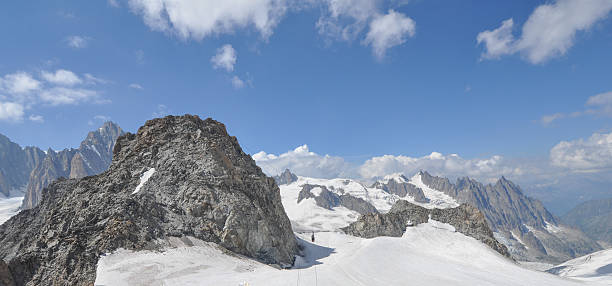istock Mont Blanc in Aosta Valley 485938578