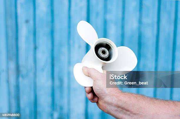 Propeller Foto de stock y más banco de imágenes de 2015 - 2015, Acero, Agua