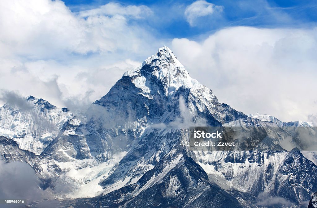 Ama Dablam Mount in the Nepal Himalaya Ama Dablam Peak - view from Cho La pass, Sagarmatha National park, Everest region, Nepal. Ama Dablam (6858 m) is one of the most spectacular mountains in the world and a true alpinists dream Mt. Everest Stock Photo