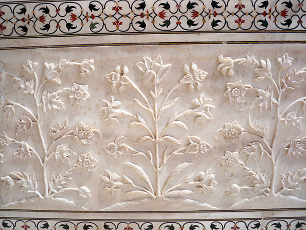 istock Marble flowers of Taj Mahal 485968759