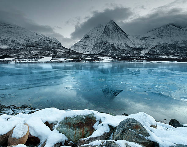 istock Norwegian fjord 485973984