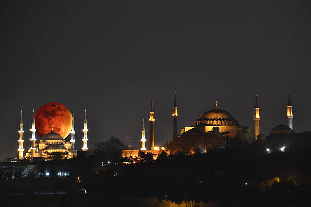 istock Full Moon and Hagia Sophia 485973990