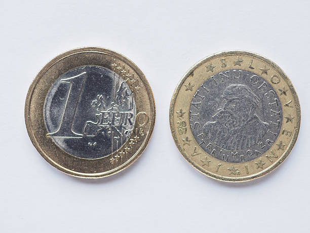 istock Slovenian 1 Euro coin 485980416