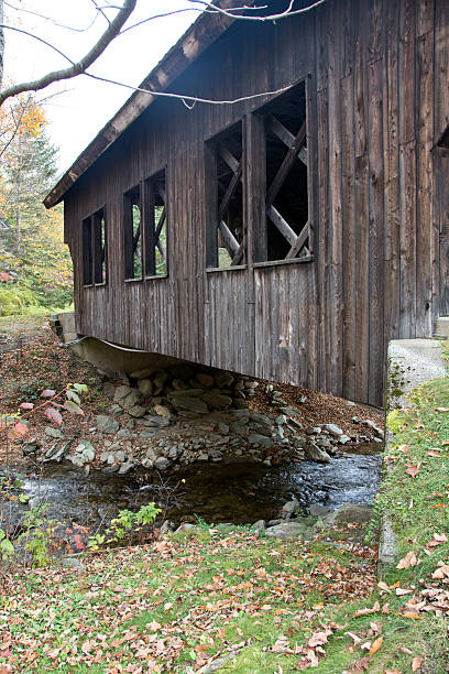 istock Bridge over Mill Brook in Irasville, Vermont 485981865