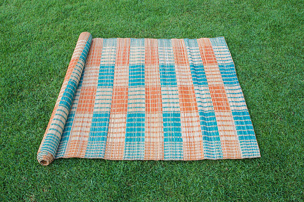 istock Thai mat on the green grass 485999209