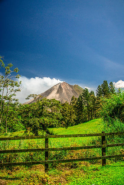 istock Arenal Volcano - Costa Rica 486001597