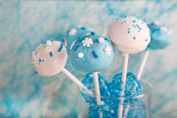 istock Wedding cake pops in white and soft blue. 486019803