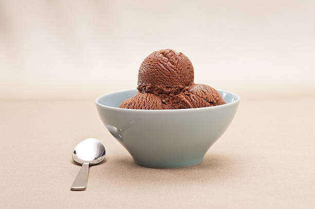 チョコレートのアイスクリーム - chocolate ice cream ストックフォトと画像