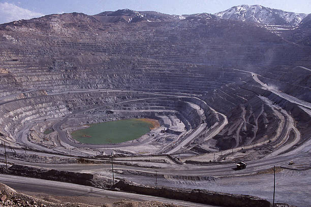 istock open pit copper mine near Salt Lake City Utah 486036722