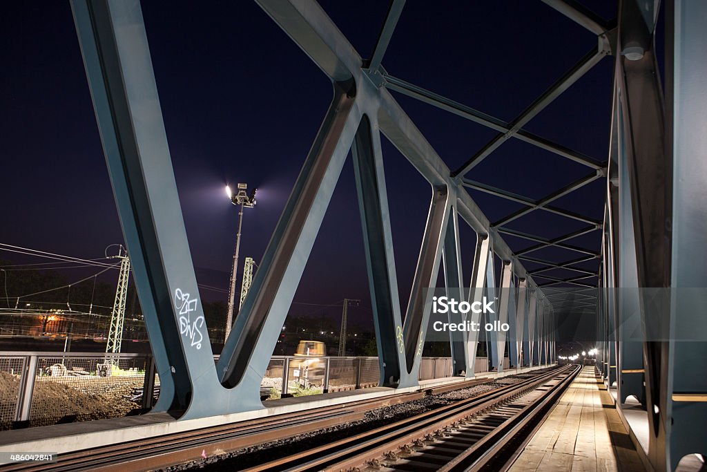 Puente de acero, Vía de tren - Foto de stock de Acero libre de derechos
