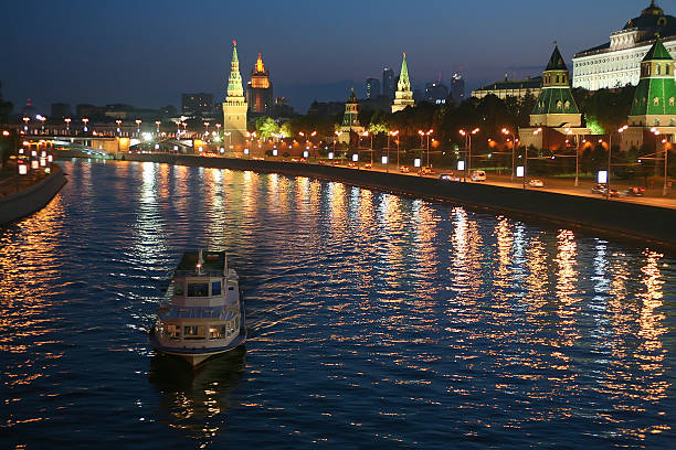 istock Kremlin across the Moscow River 486050754