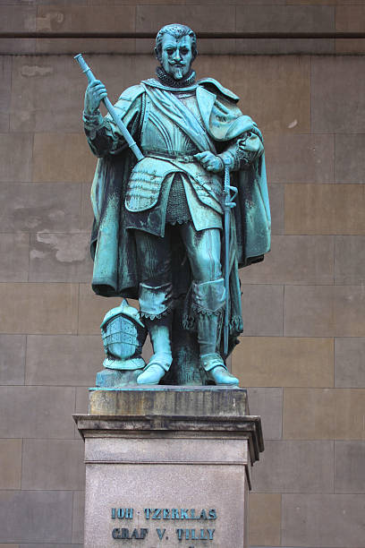 istock Statue on The Feldherrnhalle, Munich, Germany 486060680