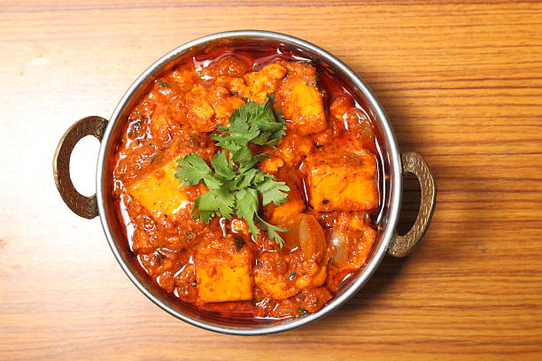 индийский стиль домашний сыр вегетарианские карри блюдо. kadai панир. - indian music фотографии стоковые фото и изображения