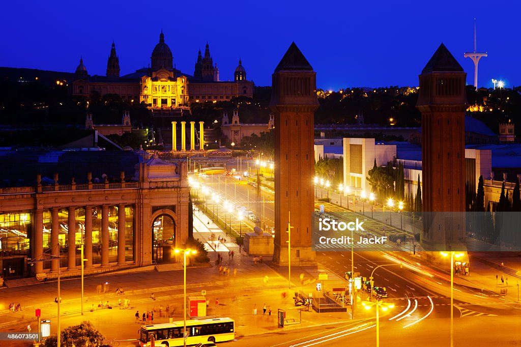 Spanien square in Barcelona am Abend - Lizenzfrei Abenddämmerung Stock-Foto