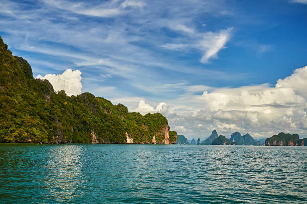 остров рая - thailand beach nautical vessel phuket province стоковые фото и изображения