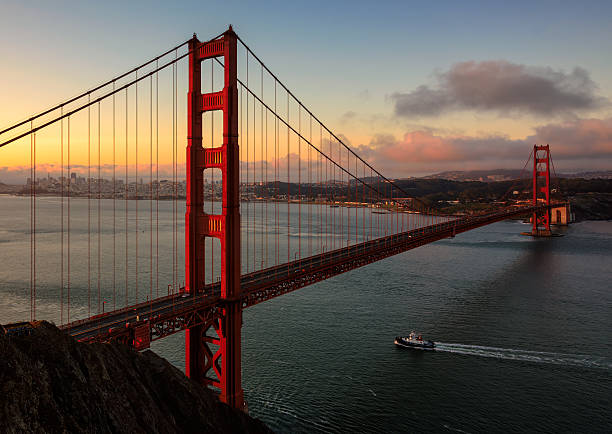istock Famous Golden Gate Bridge in San Francisco at sunrise 486106190