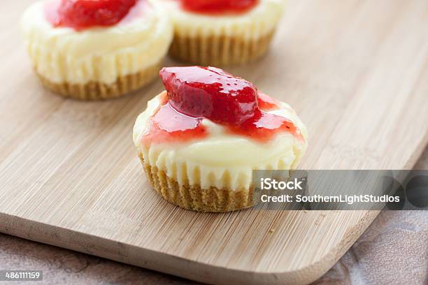Mini Strawberry Cheesecake Stock Photo - Download Image Now - Candy, Cheesecake, Cracker - Snack