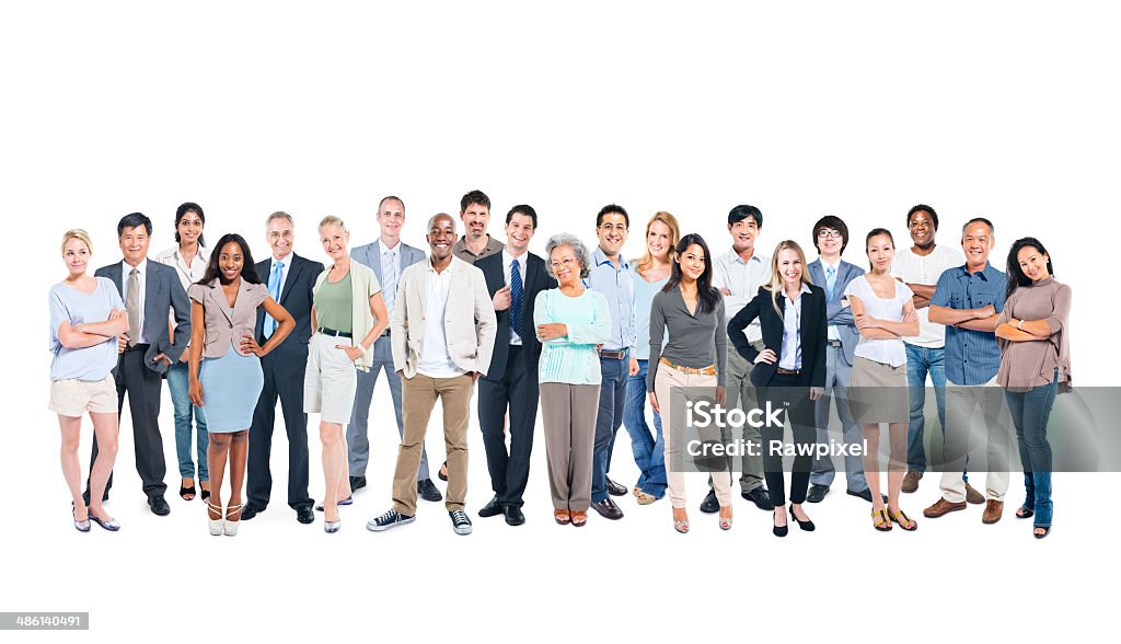 Grupo multiétnico de gente de negocios informal y posando - Foto de stock de Grupo de personas libre de derechos