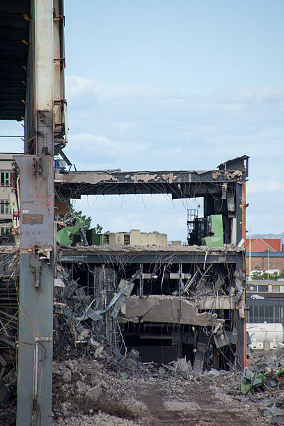 cockenzie kraftwerk-kontrollraum an der seite - coal fired power station stock-fotos und bilder