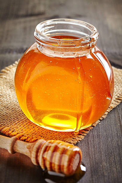 istock jar of honey 486159334