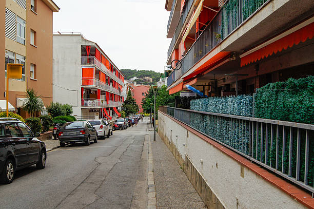 istock city street 486162348