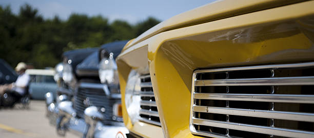 istock Classic Cars In A Row 486200511