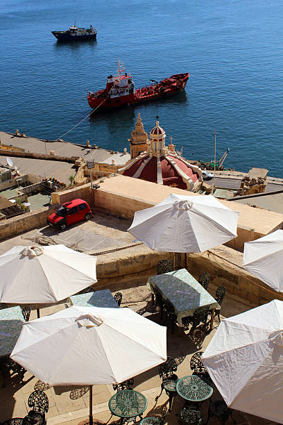 malta, - jetty mediterranean countries pier water - fotografias e filmes do acervo