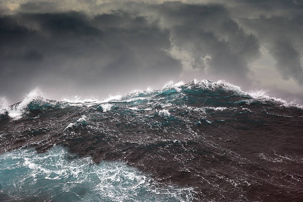 Vague de l'océan pendant une tempête dans l'océan Atlantique - Photo