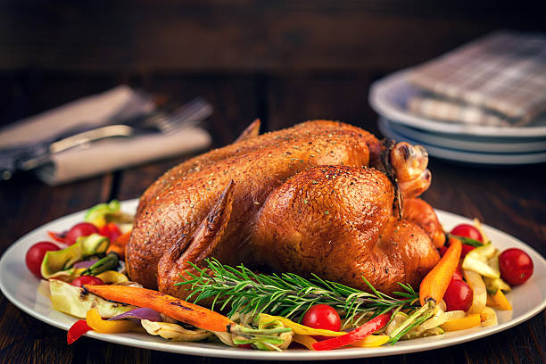 die türkei abendessen - roast chicken stock-fotos und bilder