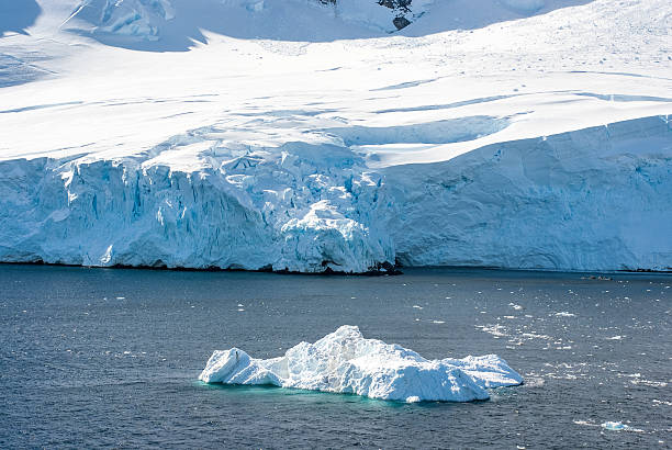 istock Coastline of Antarctica with ice formations 486310333