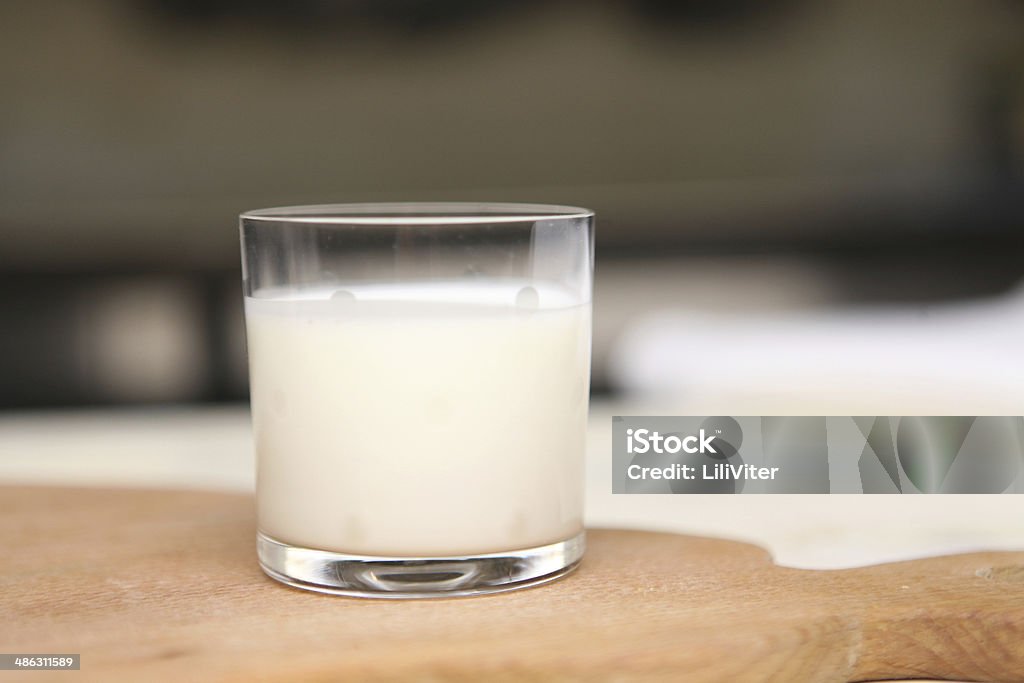 Vaso de leche - Foto de stock de Beige libre de derechos