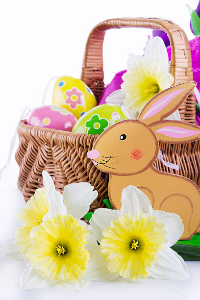 istock Easter decoration with rabbit, narcissus and eggs 486357001