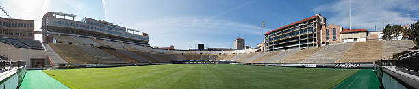 vide champ panorama de folsom, à proximité de l'université du colorado - boulder colorado copper university of colorado photos et images de collection