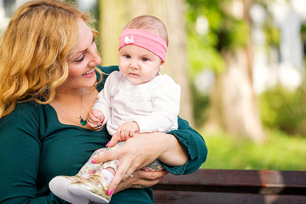 istock mom and baby 486360527
