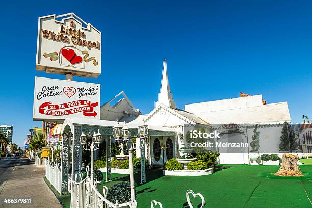 Little White Wedding Chapel In Las Vegas Stock Photo - Download Image Now - Las Vegas, Wedding, Chapel