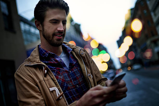istock Texting the taxi company 486383500