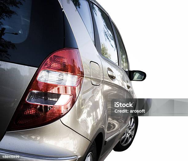 Back Window Of A White Car Parked On The Street Stock Photo - Download  Image Now - Car, Rear View, Window - iStock